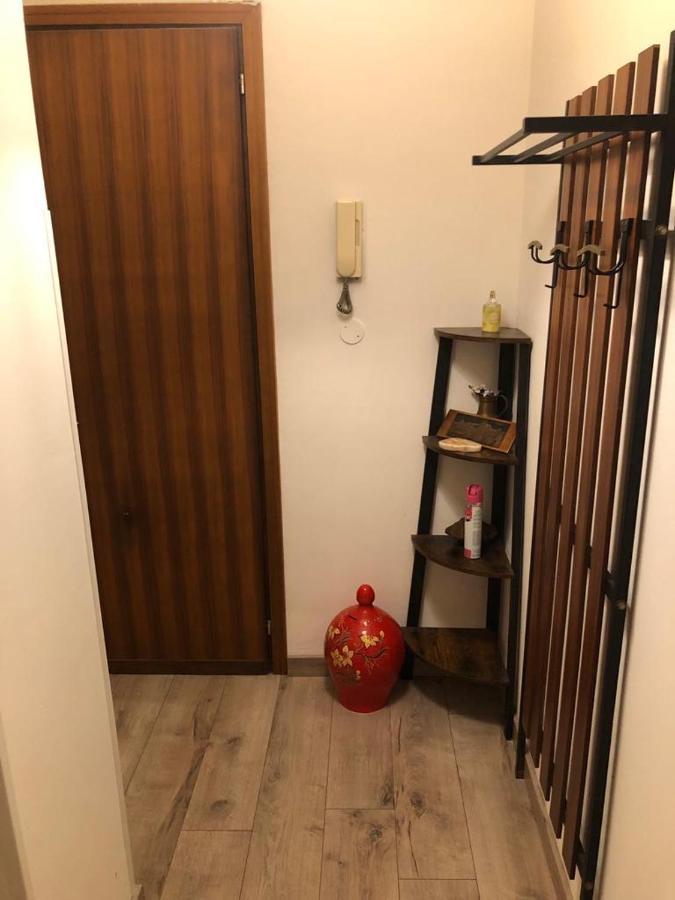 Monovano Elllen Grado Esterno foto
