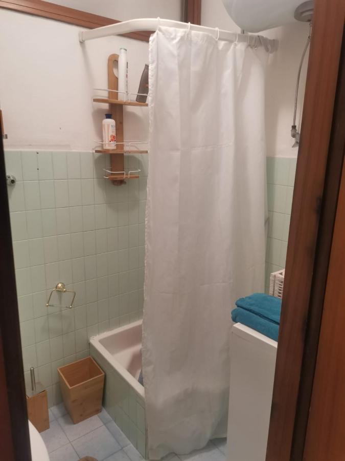 Monovano Elllen Grado Esterno foto